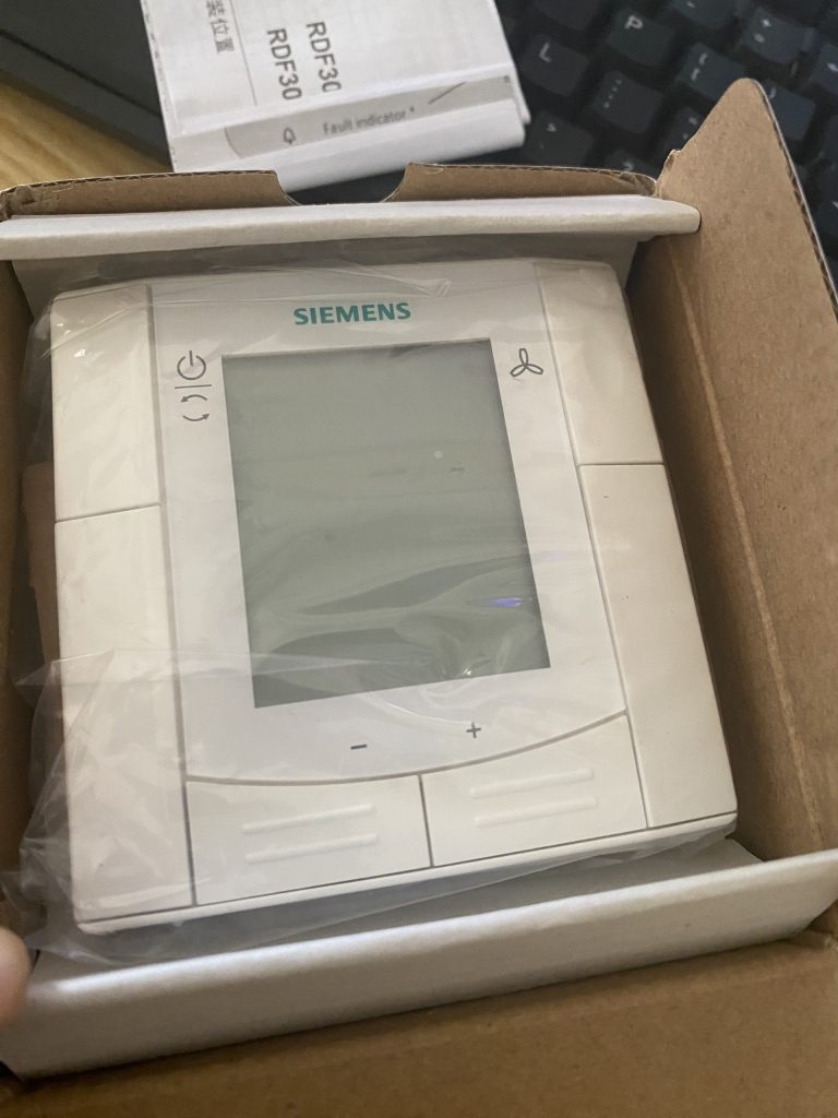 CẢM BIẾN NHIỆT ĐỘ SIEMENS Modbus RDF302.B - CÔNG TY TNHH THÀNH PHONG